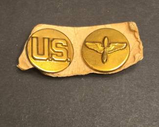 US Army Air Corps Enlisted Collar Insignia Set on Original Card