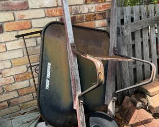 True Temper Wheelbarrow