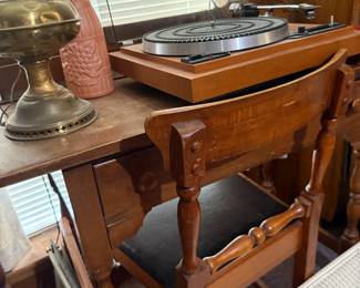 Vintage Turntable