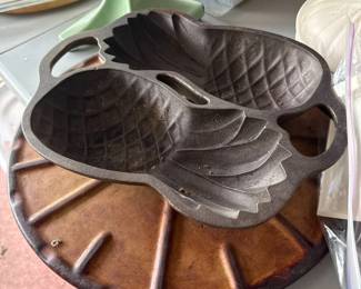 Cast Iron Pineapple Mold