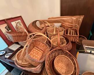 Woven Baskets Group