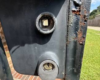 Metal Gate Post