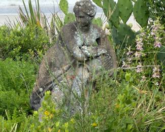 Garden statues
