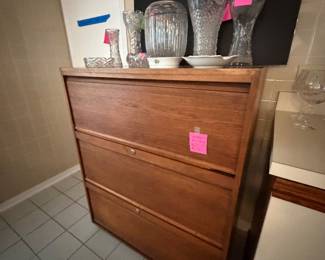 Roll top horizontal file cabinet
