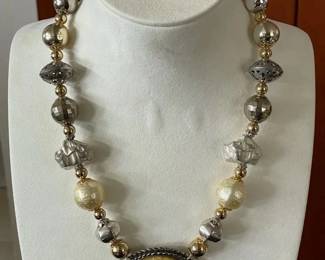 BBS024 - Myrna Lee Chang Gold/Pewter Statement Necklace