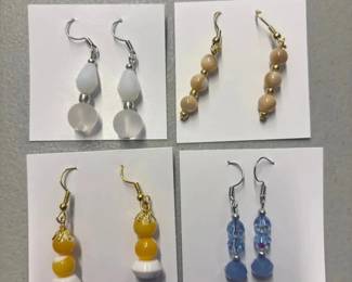 BBS198 - Myrna Lee Chang Lucky Neko & Other Assorted Vintage Earrings in