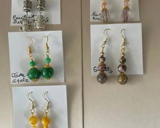 BBS039 - Myrna Lee Chang Lucky Frog & Other Assorted Earrings