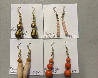 BBS171 - Myrna Lee Chang Lucky Neko & Other Assorted Vintage Earrings in