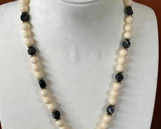 BBS013 - Myrna Lee Chang Contemporary Square Ivory Pendant Necklace