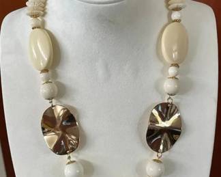BBS011 - Myrna Lee Chang Cream With Gold Accented Bold Necklace