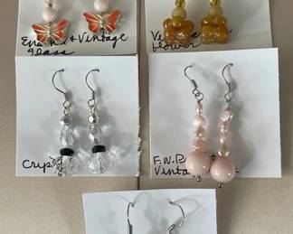 BBS110 - Myrna Lee Chang Butterfly & Other Assorted Vintage Earrings