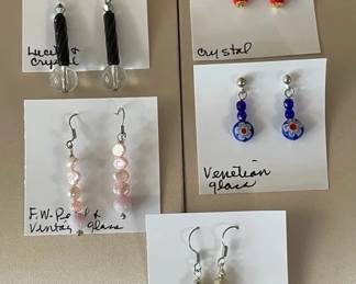 BBS074 - Myrna Lee Chang Dainty Assorted Vintage Earrings