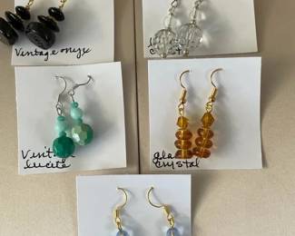 BBS079 - Myrna Lee Chang Assorted Vintage Earrings