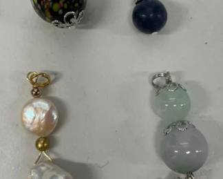 BBS119 - Myrna Lee Chang Assorted Pendants
