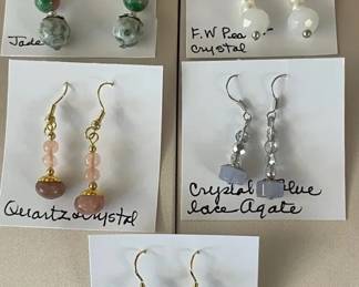 BBS106 - Myrna Lee Chang Assorted Vintage Earrings