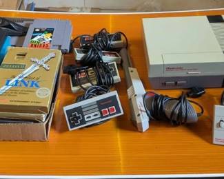 BBS527- Nintendo Entertainment System, Games and Accessories