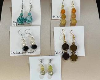 BBS054 - Myrna Lee Chang Assorted Vintage Earrings