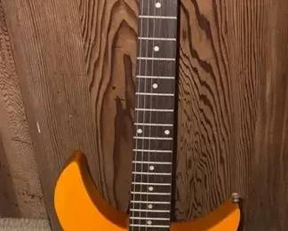 BBS504 - Electric Guitar with Ground Stand
