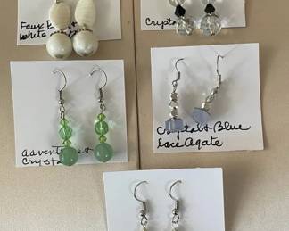 BBS088 - Myrna Lee Chang Assorted Vintage Earrings