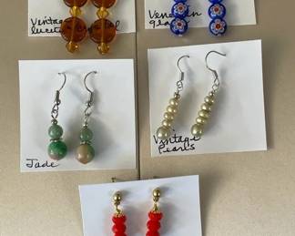 BBS097 - Myrna Lee Chang Assorted Vintage Earrings