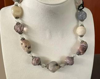 BBS003 - Myrna Lee Chang Vintage Bold Necklace