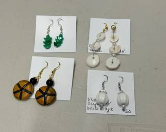 BBS144 - Myrna Lee Chang Jade, She’ll & Other Material Lot