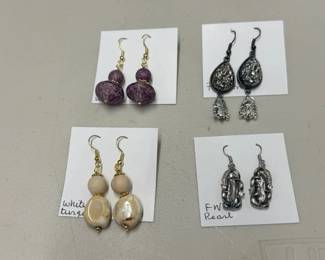 BBS146 - Myrna Lee Chang Pearl, Wood, Stone Lot