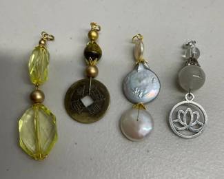 BBS145 - Myrna Lee Chang Assorted Pendants