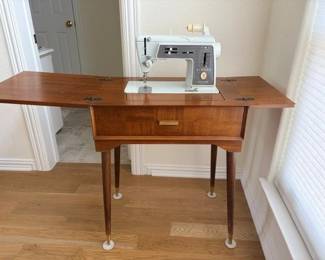 Singer full open