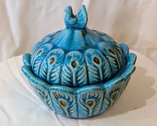 Vintage Turqupiose Blue Ceramic Peacock Feather Trinket Dish w/Matching Lid & Bird Finial