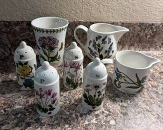 Port Meirion Botanic Garden, Additional Serving Pieces