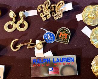 All pins designer