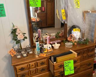 Nice Dresser and Mirror - Collectables