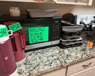 Microwave Oven - Thermoses - pans
