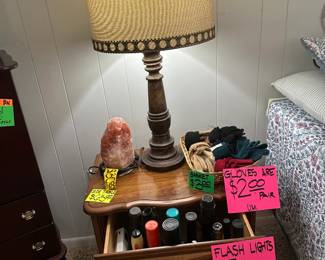 Lamp - Toiletries
