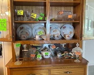 Dishes - Glass Decor and Collectors Items