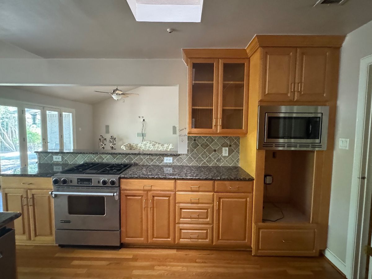 Kitchen Cabinets+Granite $1000