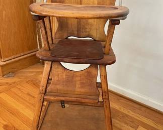 HIGHCHAIR