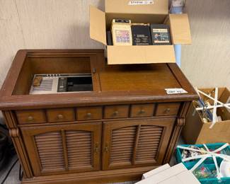 Sterio.  Radio works.