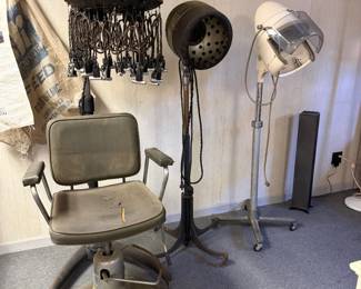 COOL!  Antique Hair dressing equipment.  Not in working order.