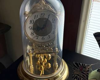 Anniversary Clock works well!