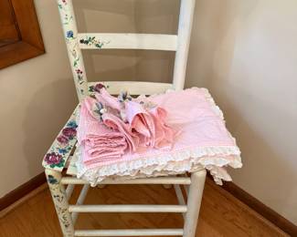 Hand crafted set. Handcrafted Napkins and place mats in pink with white trim. Handmade!