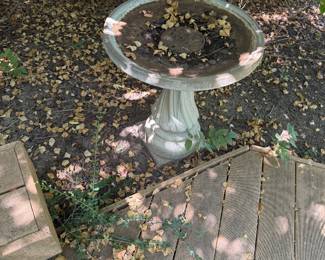 Bird bath