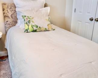 Beautiful, crisp twin bedding for sale