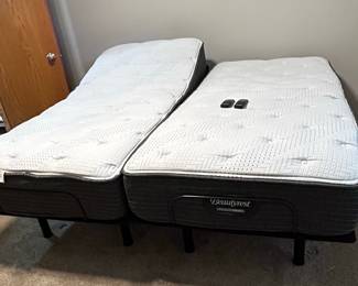 Beautyrest PressureSmart Adjustable Twin XL Bed Set