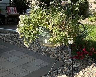 Wrought Iron 'Welcome' Hanging Plant Stand with Leaf Base