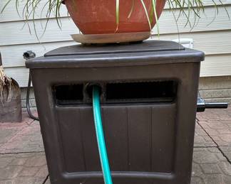 Suncast 150 ft. Hose Hideaway Reel