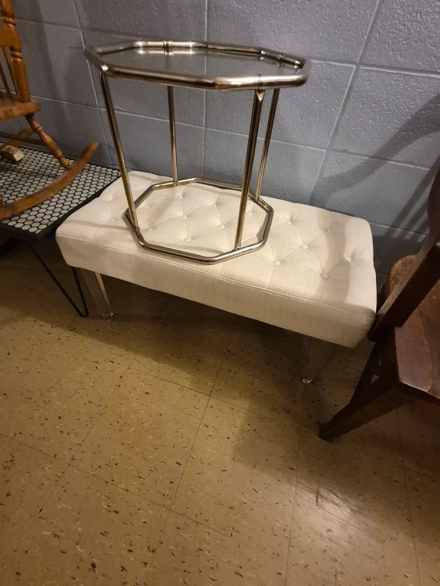 50%offSunday)Absolutely ENORMOUS Tag Sale!! starts on 8/21/2026