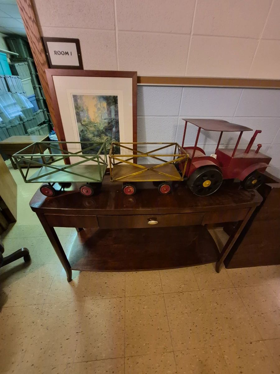 50%offSunday)Absolutely ENORMOUS Tag Sale!! starts on 8/21/2026