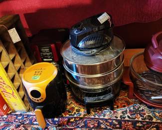 CocaCola Bottle Crate, Air Fryer, Superwave convection oven, Fagor Tabletop oven